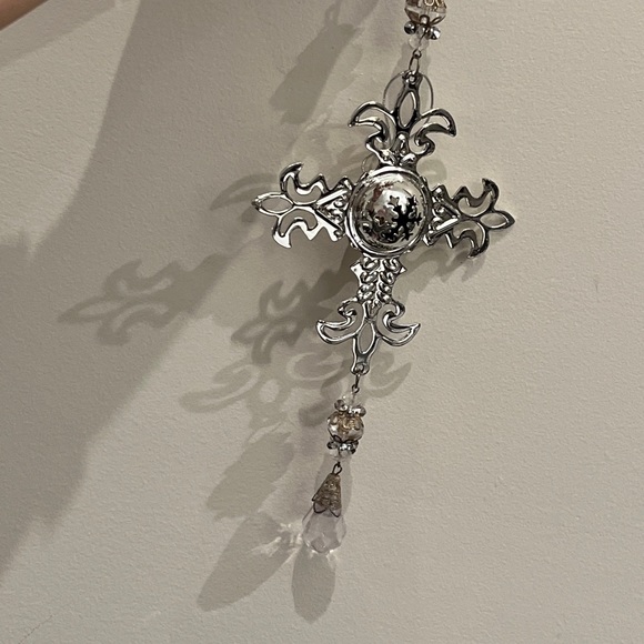 SEASONS of Cannon Falls Inspiring Tradition Christmas Ornaments Silver Cross (5) - Picture 4 of 15